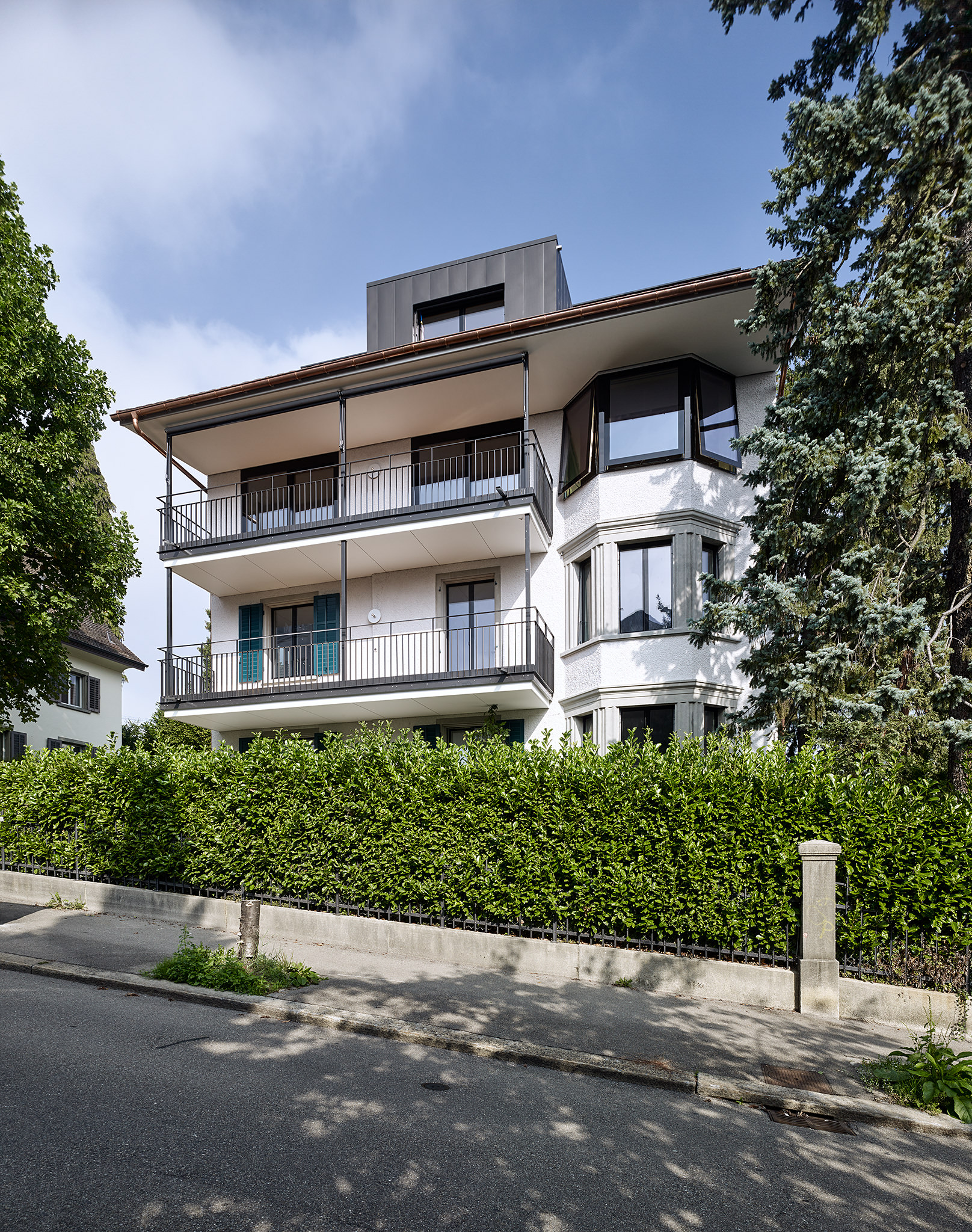 E16604 Alpa 058564p SCREEN